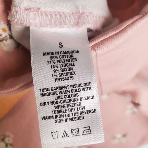 Aeropostale Floral Print Pink Coquette Mini Skirt Size Small - Picture 10 of 10